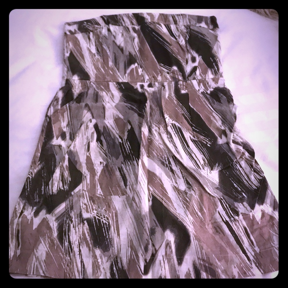 Earthy tones strapless dress